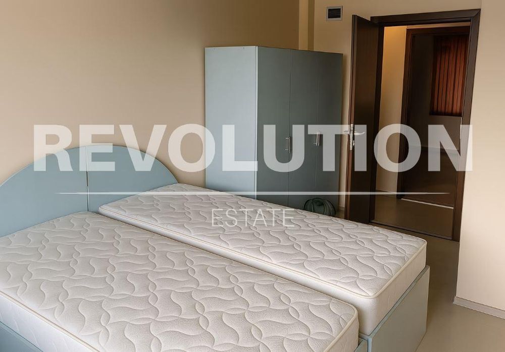 Дава се под наем Едностаен апартамент в Варна, Левски - 25 кв.м за 350 € - Снимка #1