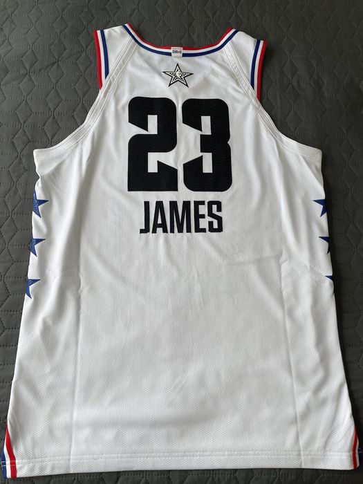 Maieu baschet Lebron James