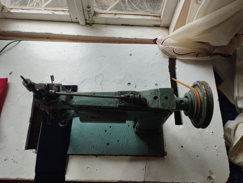 Pat mashinasi sotiladi.Продается тамбурная машинка