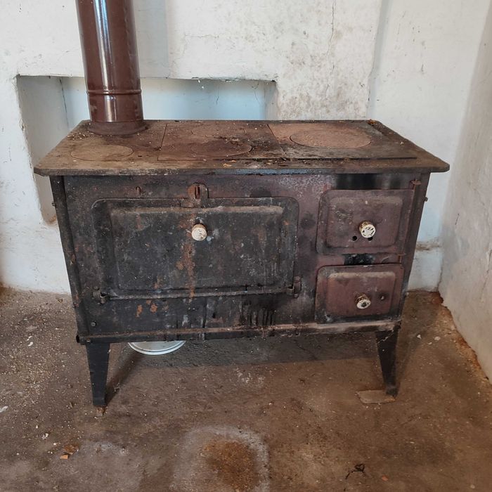 Стара бабина печка – като едно време, селска идилия