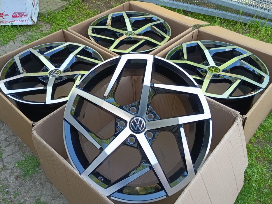 Джанти VW GTI 18" 5х112 Фолксваген Голф Пасат 5x112