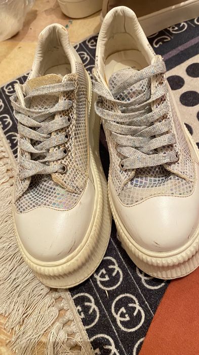 Нет  качест жок  1 рет кийгеи сол Богдан калды