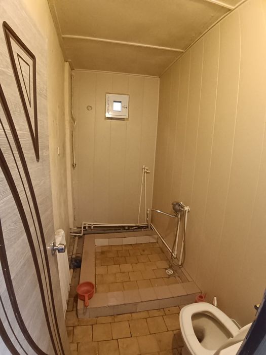 Чирчик ш. Троицк 18-мактаб 4 сотих 4х ховли