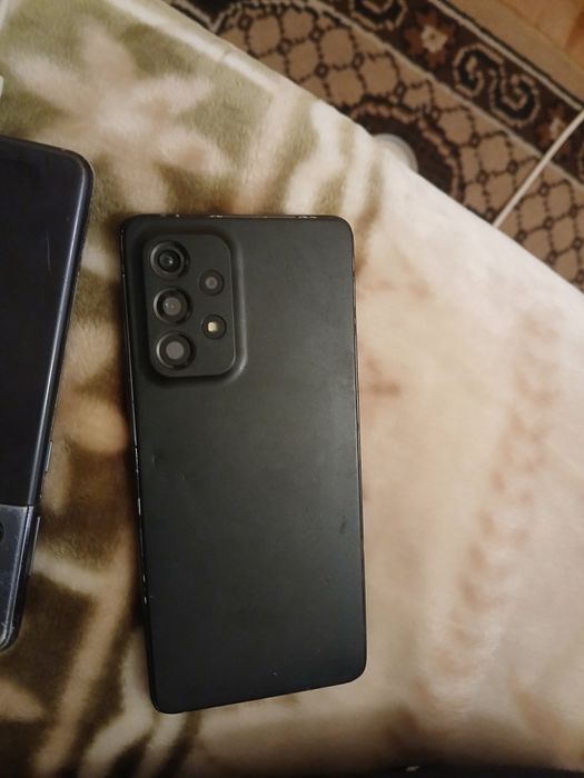 3 telefoane  de vânzare