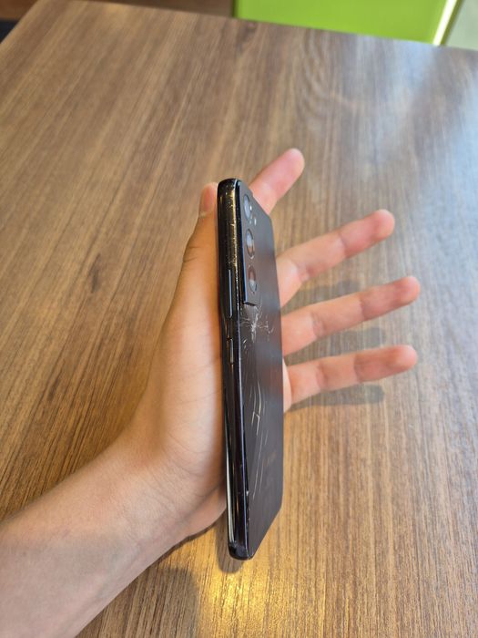 Samsung S22 Black