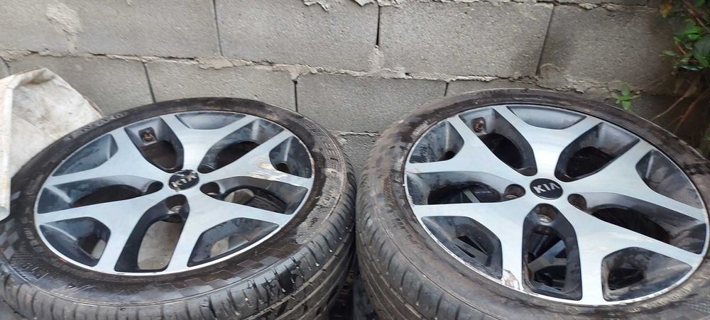2buc jante si anv bune 245/45/R19 ET45 5X114.3 74.1 Kia Sportage 2016