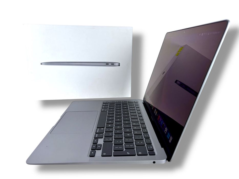 Apple MacBook Air 13 inch M1 8RAM 256GB 96% Battery! Гаранция!