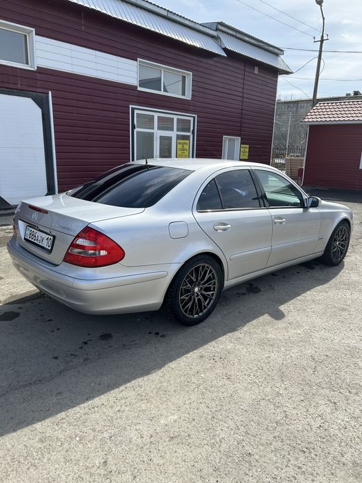 Мерседес W211 ..