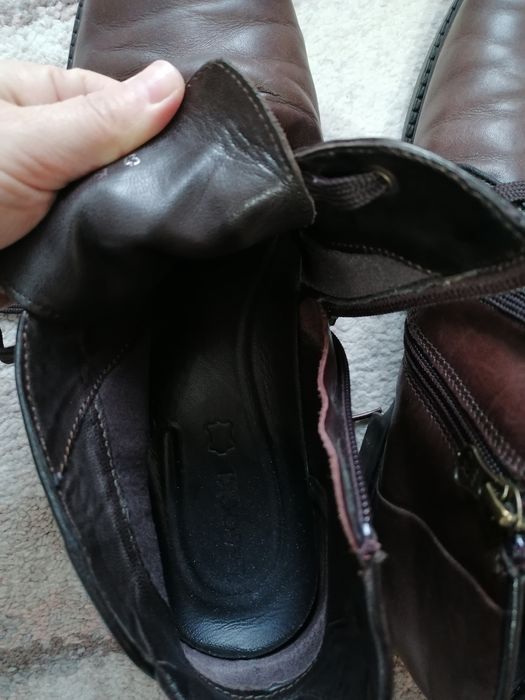 Ghete piele mărimea 43, Lasocki