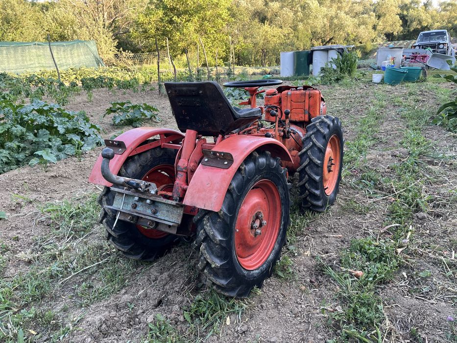 Tractoras Pasquali diesel articulat 4x4 cu freza si plug