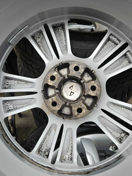 Оригинални лети джанти 17" HÜNDAI I30 Гуми 225/60/17