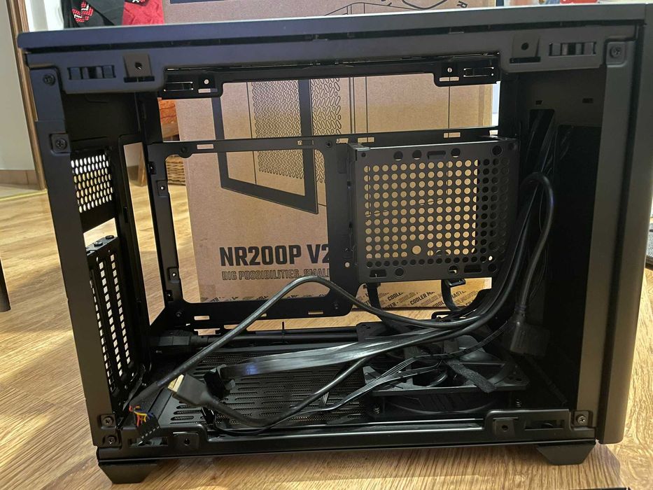 Vand Carcasa Cooler Master MasterBox NR200P V2 MiniITX Black