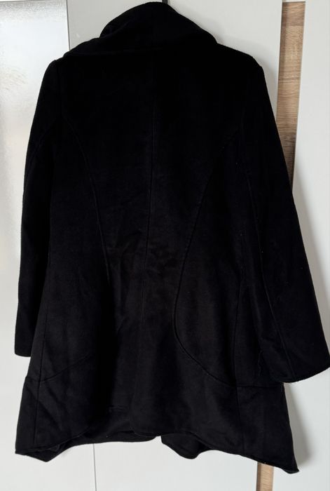 Палто М размер, не е носено