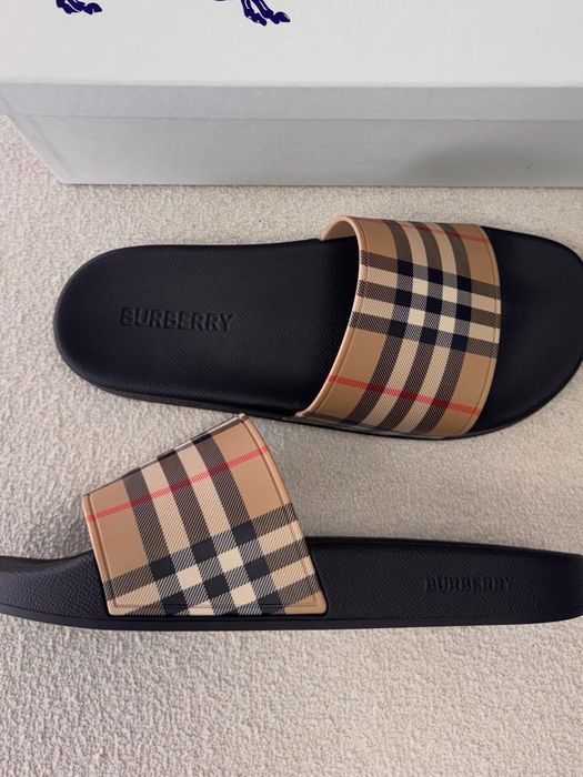 Burberry slippers мъжки чехли джапанки