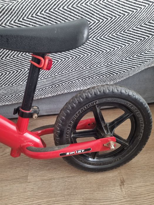 Bicicleta de echilibru Strider
