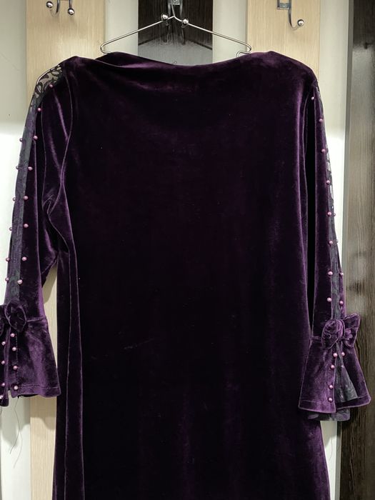 Гойнаклар сотилади размерла 48-50 Ургенч