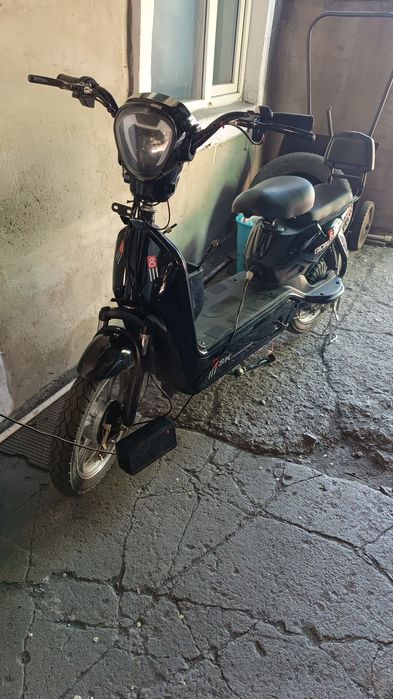 Продам велосипед sk8