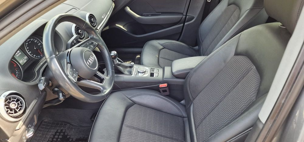 Vând Audi A3 2018 148000 km motor 1.6 Diesel
