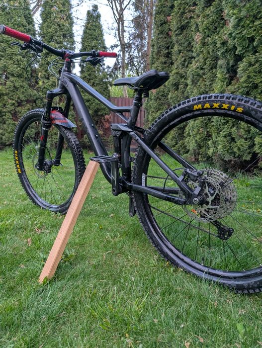 Cube stereo race 122