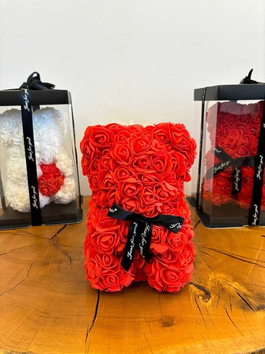 Ursulet din Trandafiri cu Lumini - Cadou Valentine's