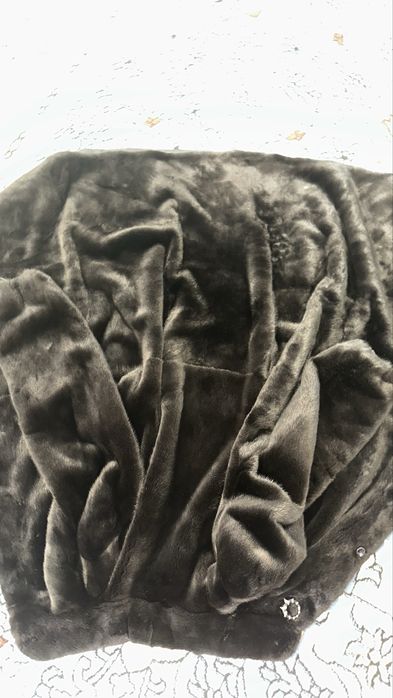 Продам норковую шубу