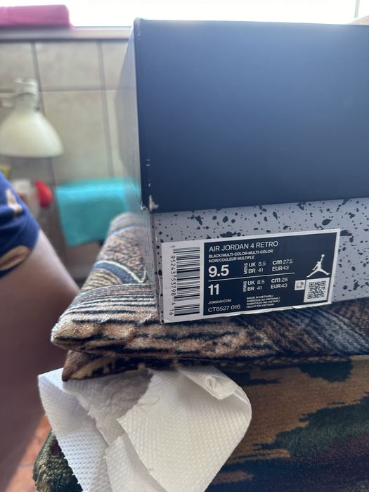 Jordan 4 Red Thunder