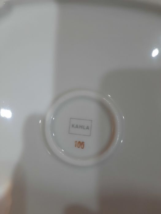 Старая "KAHLA", абсолютно новые, очень красивые пара салатников (22×22