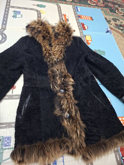 Продам дубленку с натуральным мехом