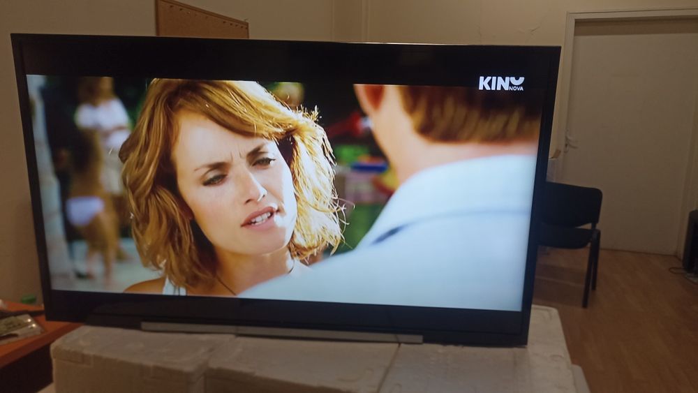 Продавам телевизор Sony