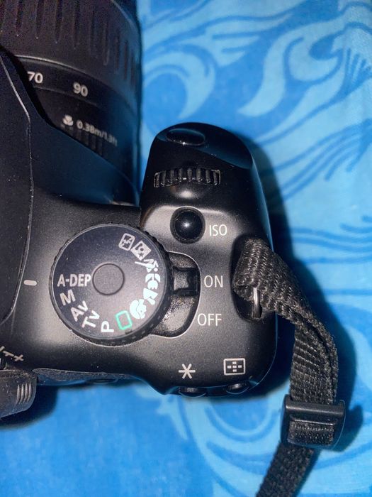 Фотоапарат Canon EOS 450D