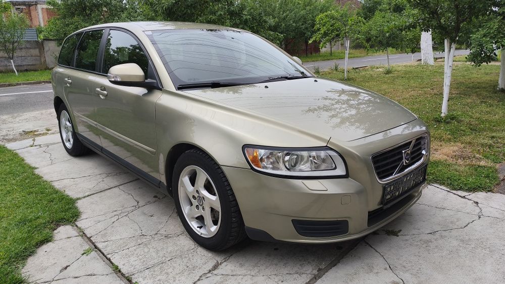 VOLVO V50 2009 — imagine 4