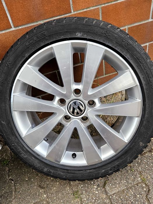Оригинални лети джанти VW 17" 5х112