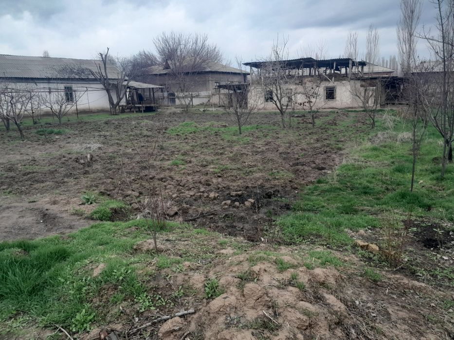 Yer sotiladi 7 sotix