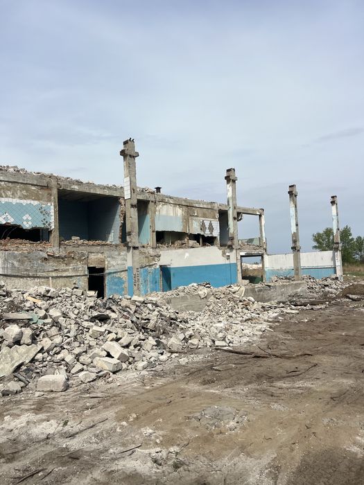 Продам колонны со стаканами