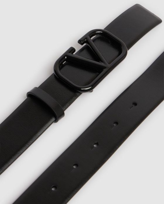 Curea piele naturala super model, logo metalic negru, saculet, cutie