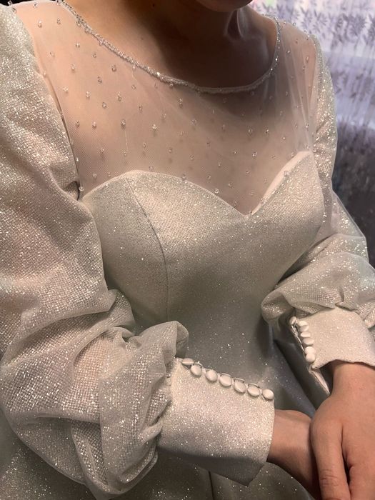 Свадебное платье