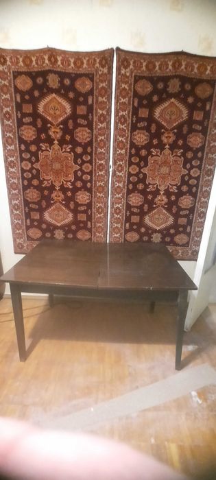 Стол лакированный б/у