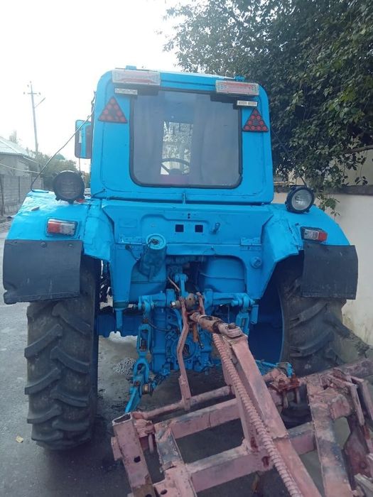 Трактор сотилади срочна