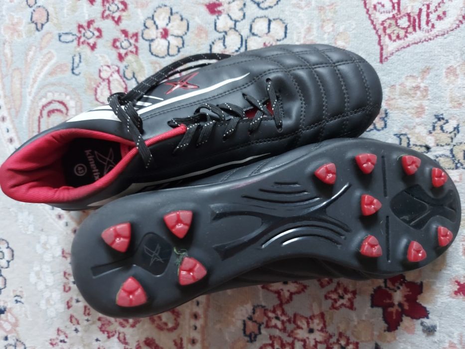 Продам бутсы хорошие