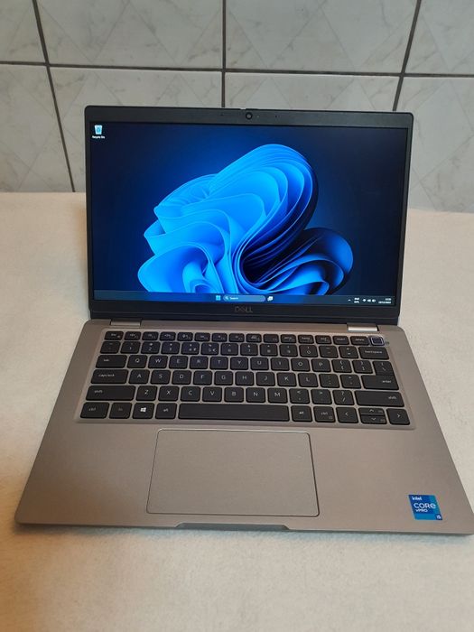 Dell Latitude 5230 • i5-114xG7 • 16GB • SSD 256GB • Ultra-Compact 13”