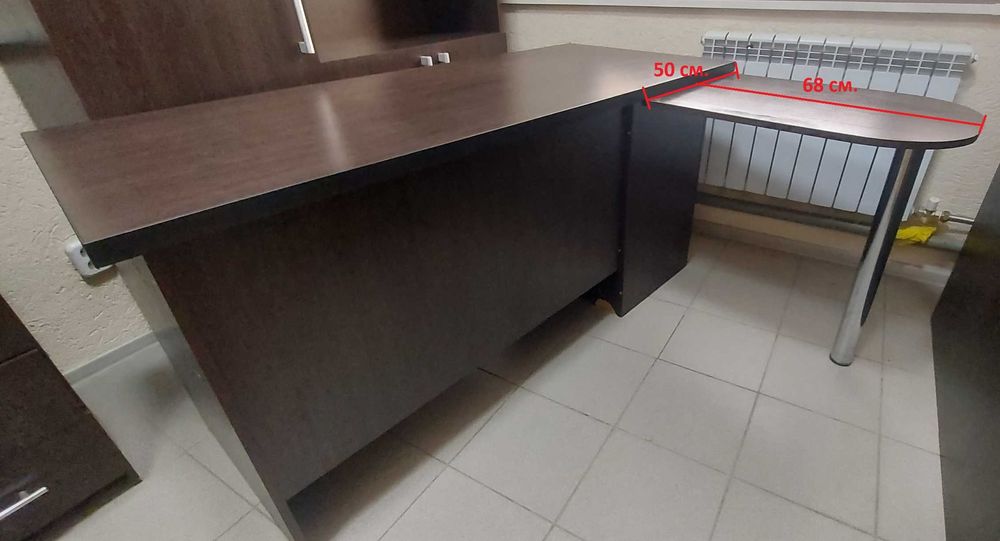 Стол руководителя тёмно-коричневый