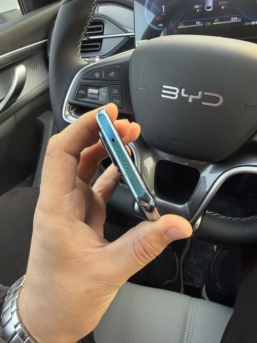 Xiaomi mi11 pro blue