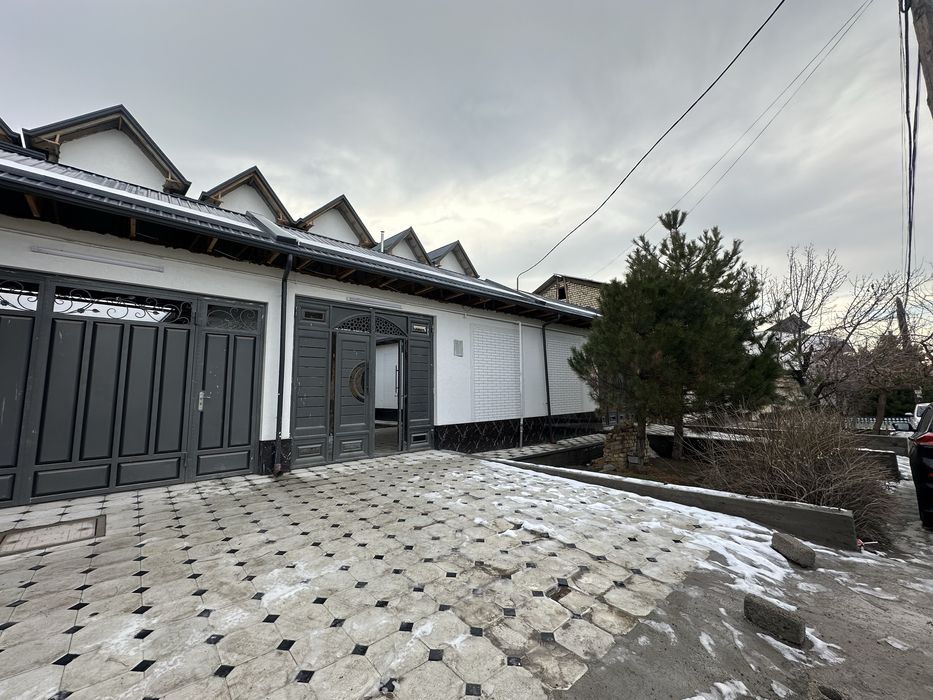 Коттедж сотилади 2 сотихли Учтепа Котта Кани