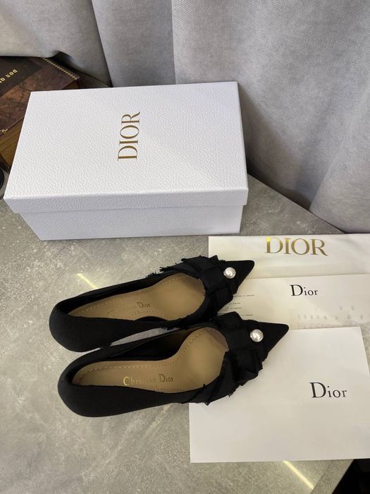 Продам туфли C.Dior