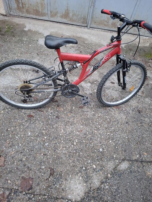Bicicleta cu roți pe 24 inch