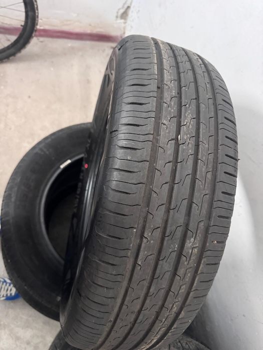 215/65/17 Continental