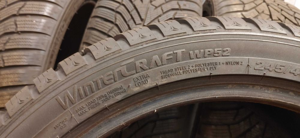 Set de 5 anvelope iarna Kumho WP52 – 245/40 R18 XL – DOT 2023