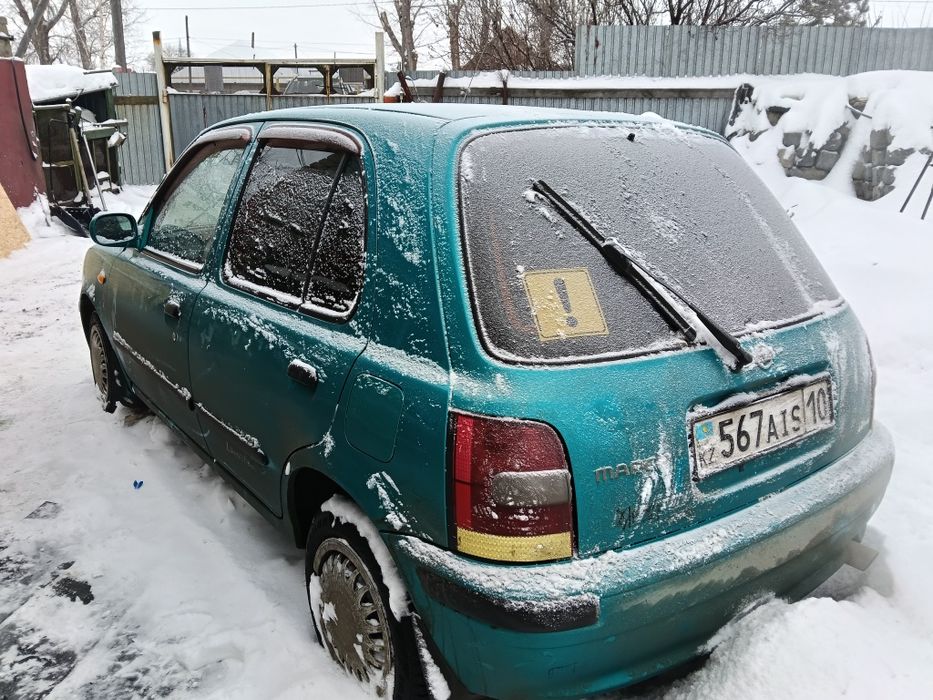 Ниссан Марч ( микра)