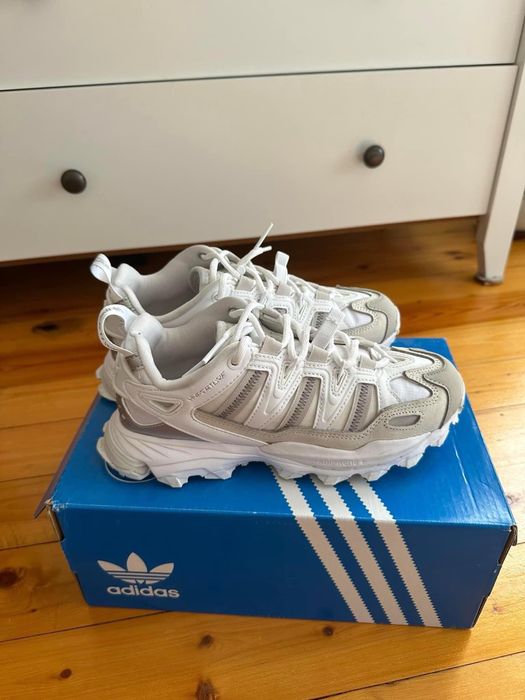 Adidas маратонки