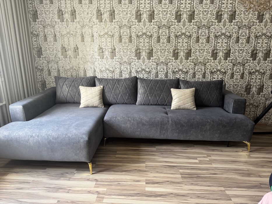 Продам диван в отличном состоянии